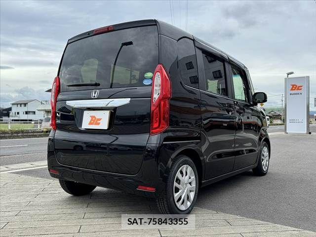 Honda N BOX 2019-12 8660498-14