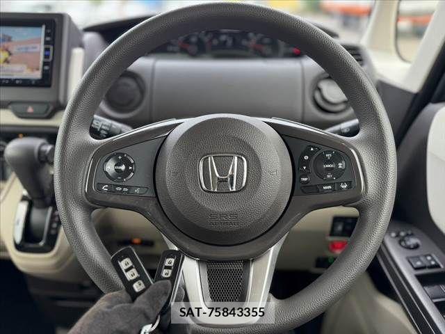 Honda N BOX 2019-12 8660498-23