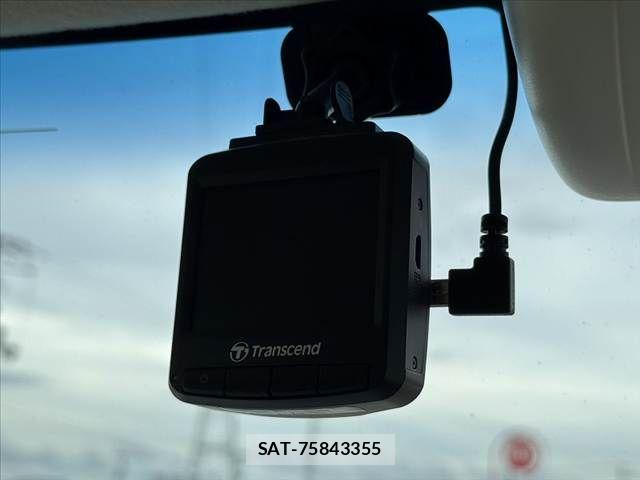 Honda N BOX 2019-12 8660498-4