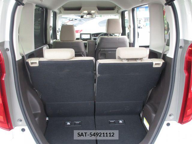 Honda N BOX 2023-03 8660468-15