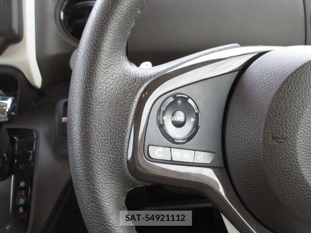 Honda N BOX 2023-03 8660468-17