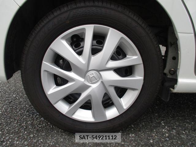 Honda N BOX 2023-03 8660468-27