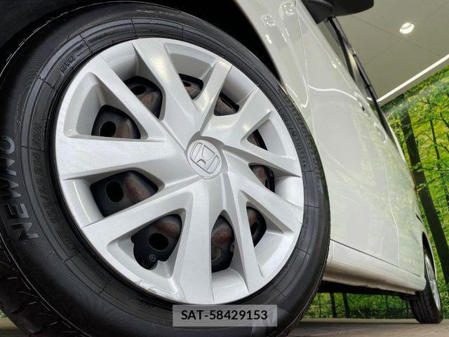 Honda N BOX 2018-06 8686067-11