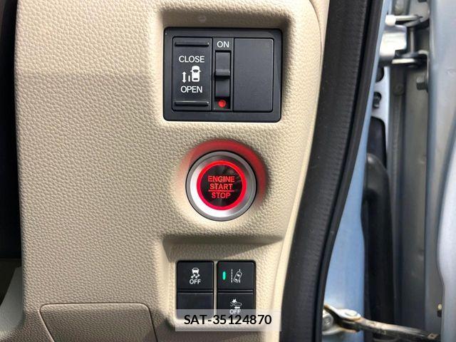 Honda N BOX 2018-01 8686078-4