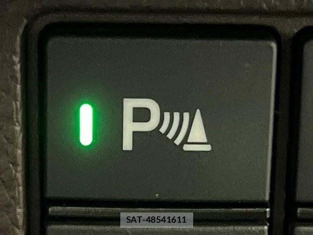 Honda N BOX 2023-03 8686060-6