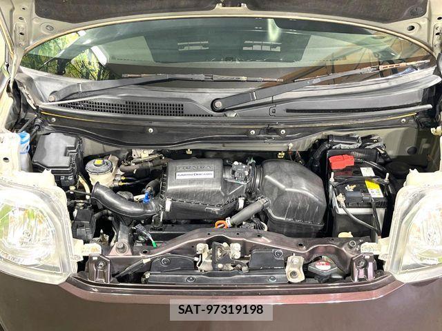 Honda N BOX 2016-01 8686087-18