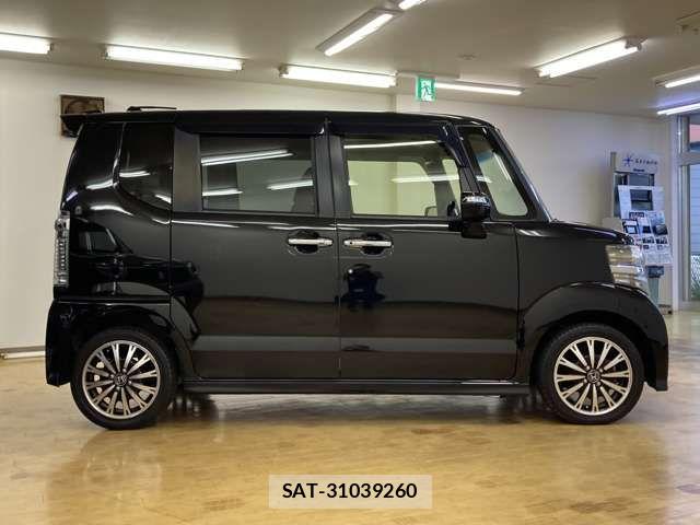 Honda N BOX 2015-06 8686089-6