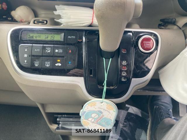 Honda N BOX 2015-12 8686096-17