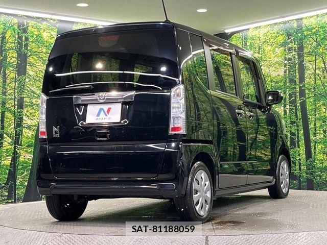 Honda N BOX 2015-11 8744542-17