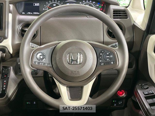 Honda N BOX 2022-10 8744462-11