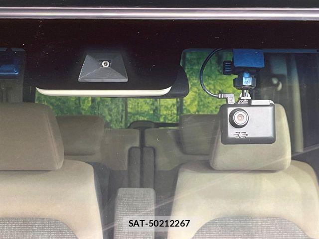 Honda N BOX 2021-06 8744454-5