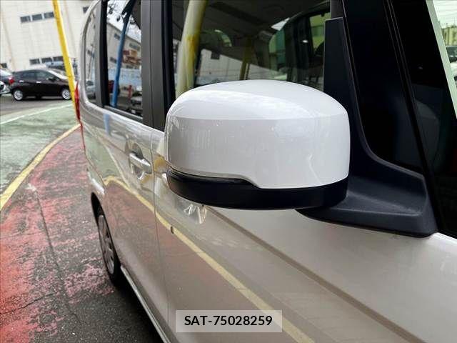 Honda N BOX 2022-09 8744444-29