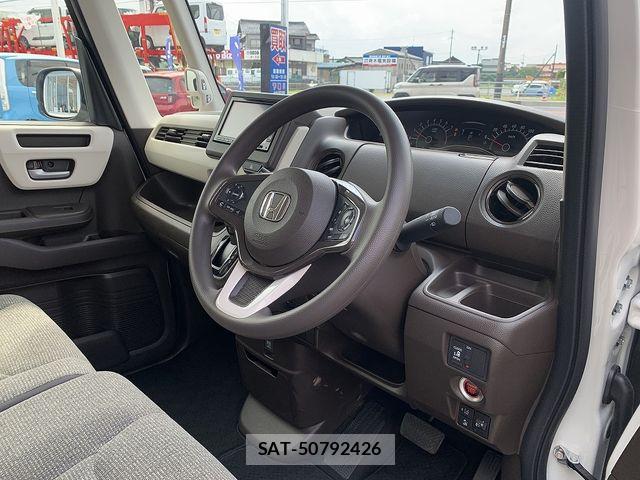 Honda N BOX 2022-12 8744498-16