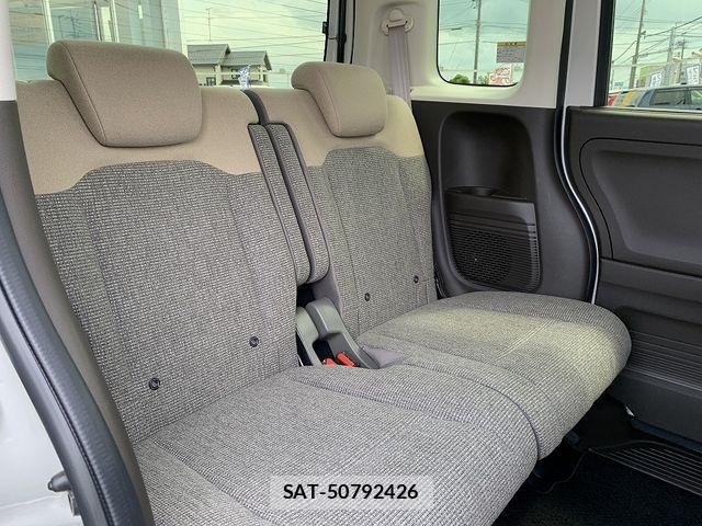 Honda N BOX 2022-12 8744498-18