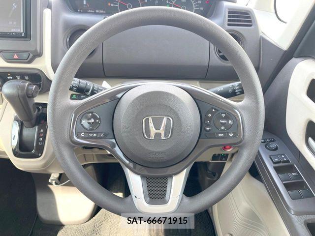 Honda N BOX 2017-11 8744519-10