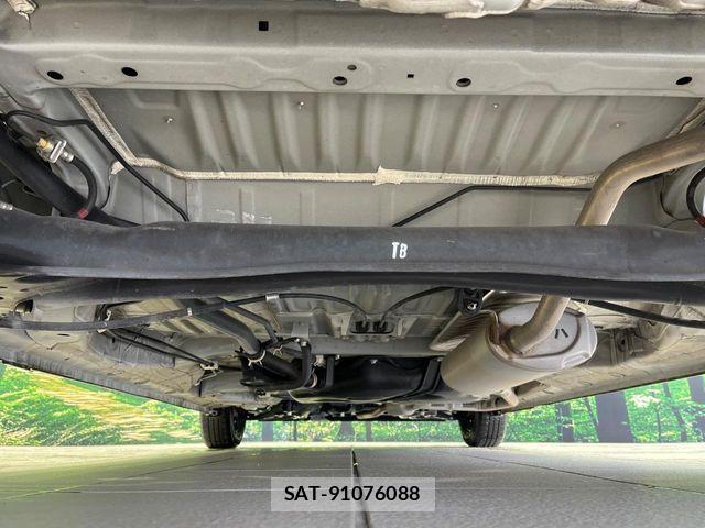 Honda N BOX 2019-08 8744458-19