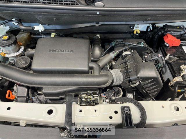 Honda N BOX 2023-04 8744434-17
