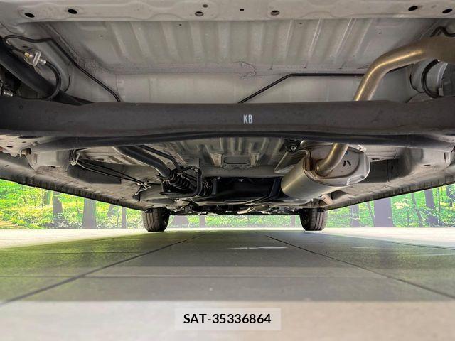 Honda N BOX 2023-04 8744434-18