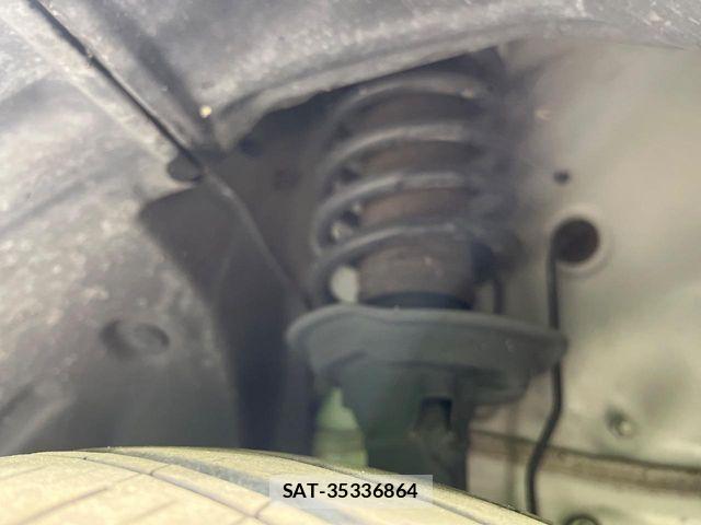 Honda N BOX 2023-04 8744434-19