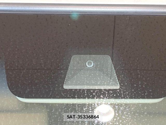 Honda N BOX 2023-04 8744434-4
