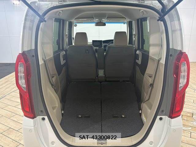 Honda N BOX 2020-12 8744466-12