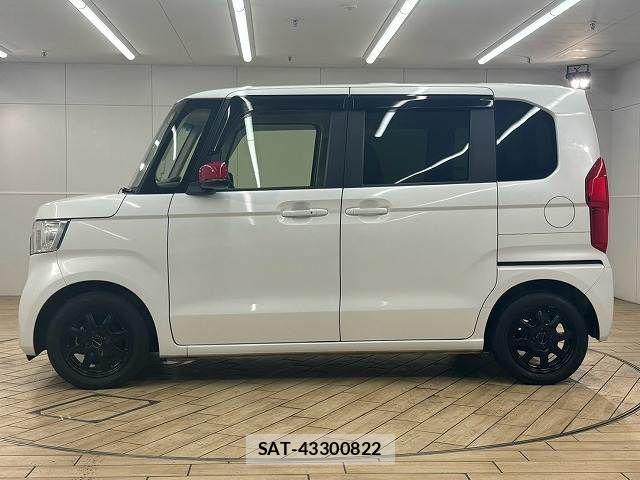 Honda N BOX 2020-12 8744466-16
