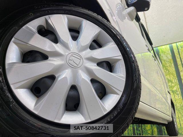 Honda N BOX 2017-01 8744493-12