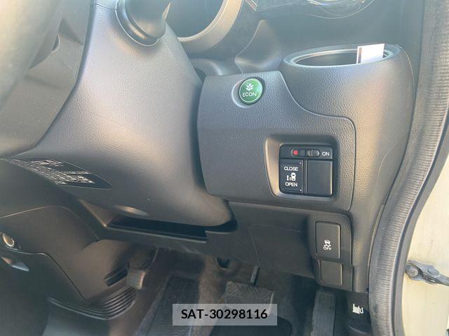 Honda N BOX 2013-04 8744534-14