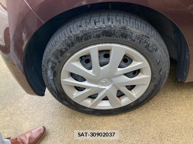 Honda N BOX 2019-11 8744527-2