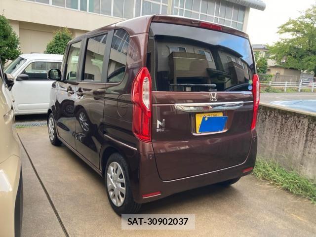 Honda N BOX 2019-11 8744527-4