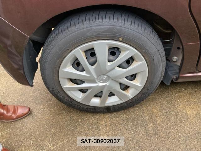 Honda N BOX 2019-11 8744527-6