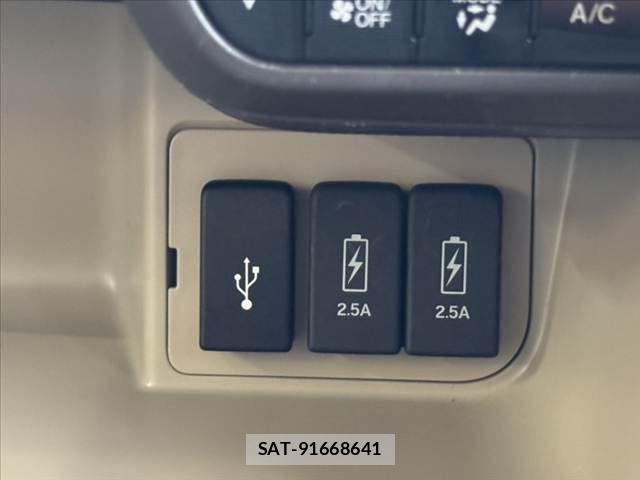 Honda N BOX 2019-08 8744465-4