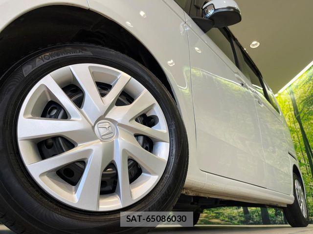 Honda N BOX 2025-03 8744432-12
