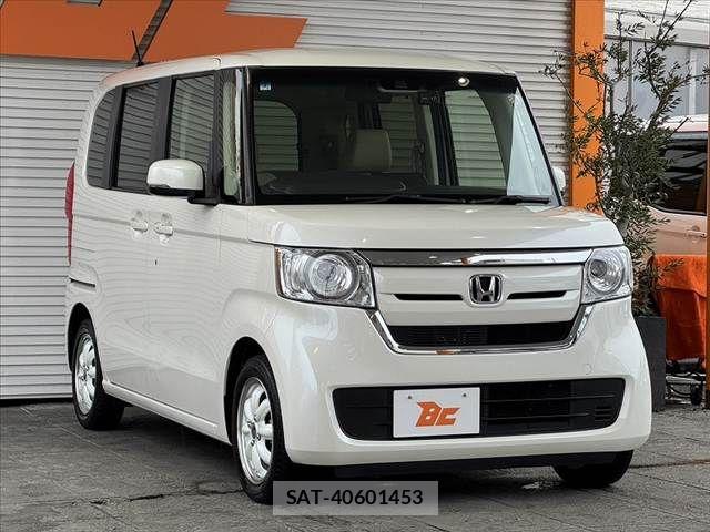 Honda N BOX 2018-03 8744482-9