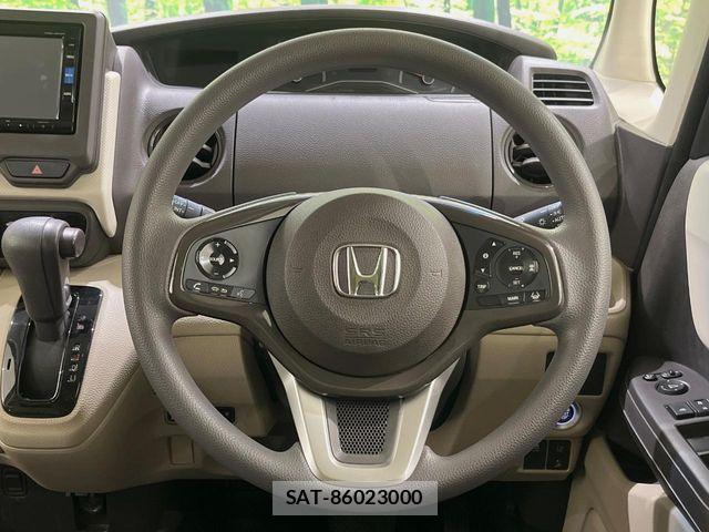 Honda N BOX 2018-01 8744479-10