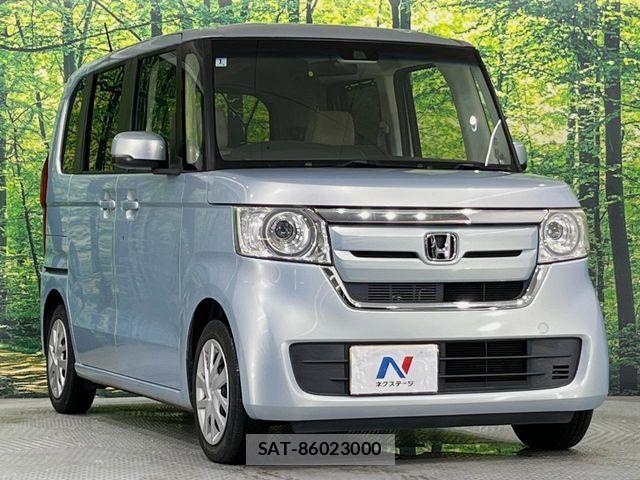 Honda N BOX 2018-01 8744479-15