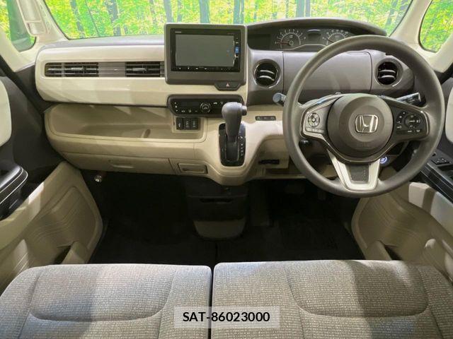 Honda N BOX 2018-01 8744479-1