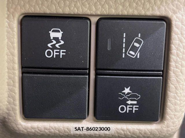 Honda N BOX 2018-01 8744479-5