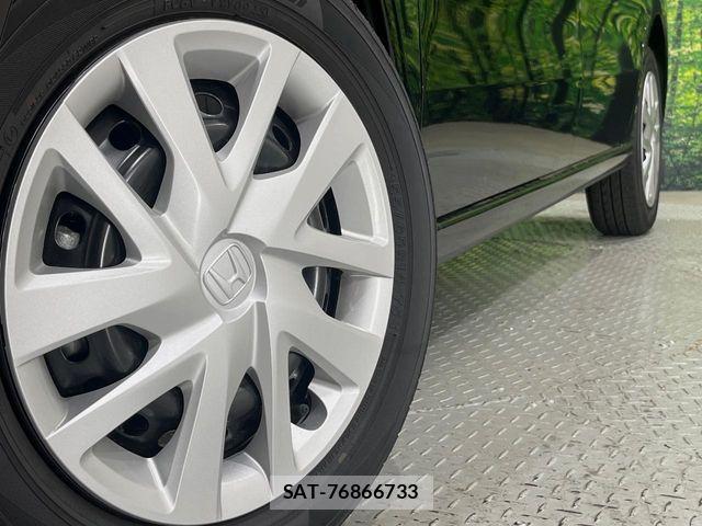 Honda N BOX 2025-06 8744431-12