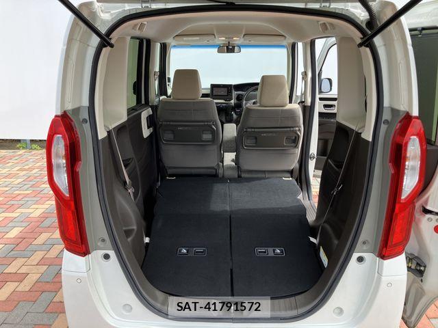 Honda N BOX 2023-06 8744460-13