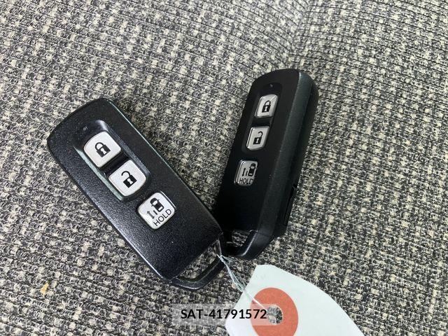 Honda N BOX 2023-06 8744460-27