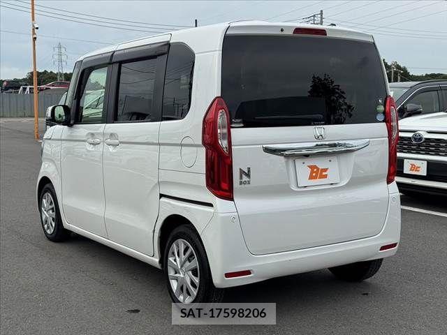 Honda N BOX 2019-10 8744483-12