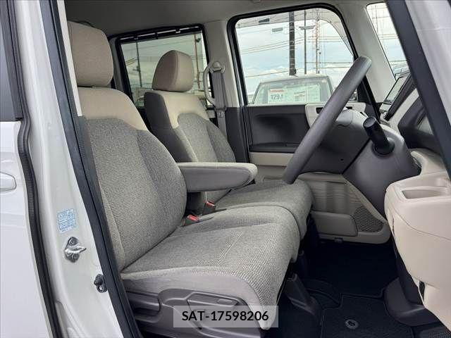 Honda N BOX 2019-10 8744483-15