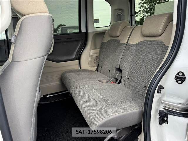 Honda N BOX 2019-10 8744483-17
