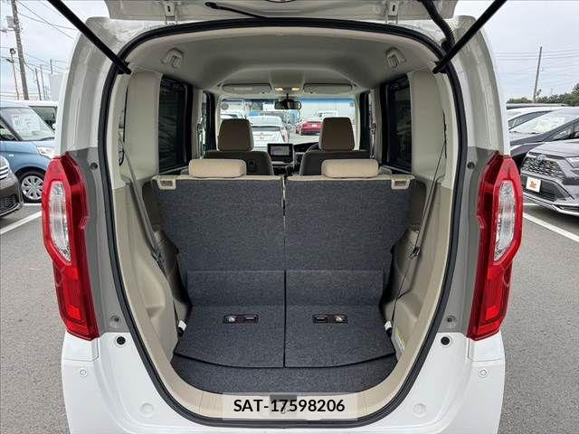 Honda N BOX 2019-10 8744483-18