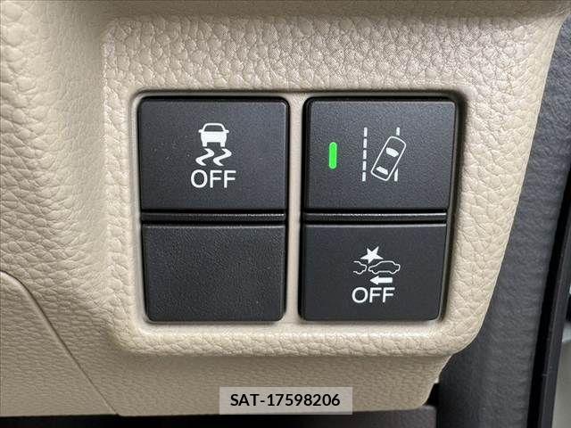 Honda N BOX 2019-10 8744483-27