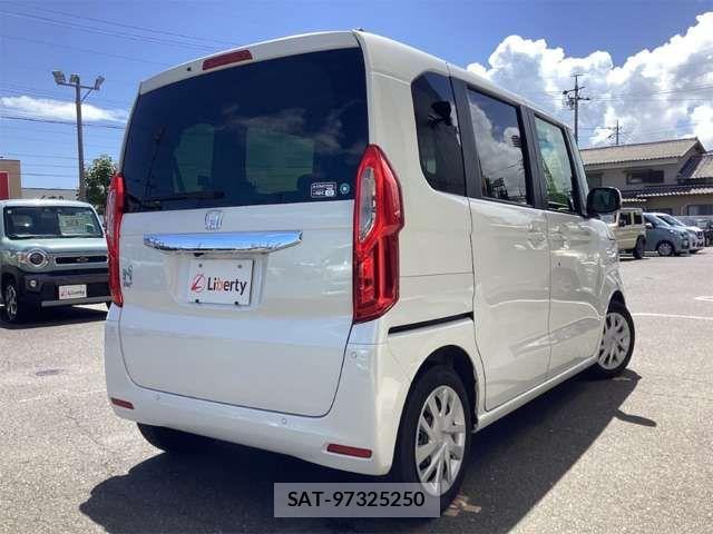 Honda N BOX 2022-02 8744453-13
