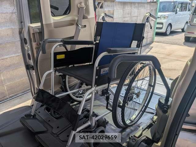 Honda N BOX 2019-06 8744521-20