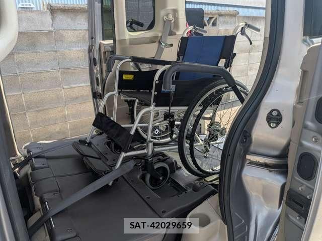 Honda N BOX 2019-06 8744521-21