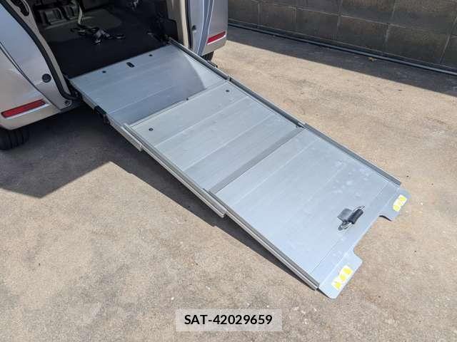 Honda N BOX 2019-06 8744521-4